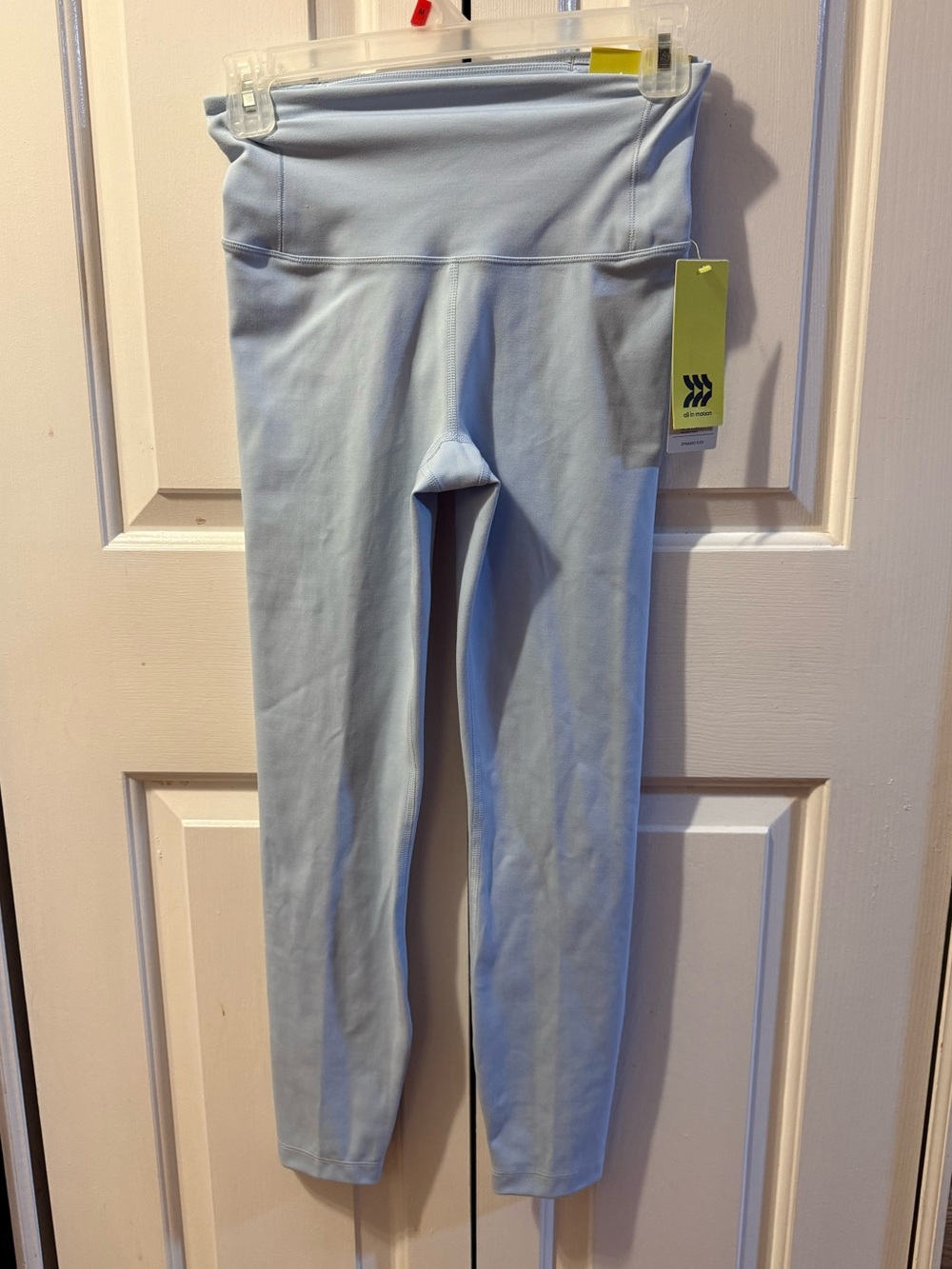 Women’s All In Motion High Rise DYNAMIC
FLEX legging Light Blue 
NWT Size Small